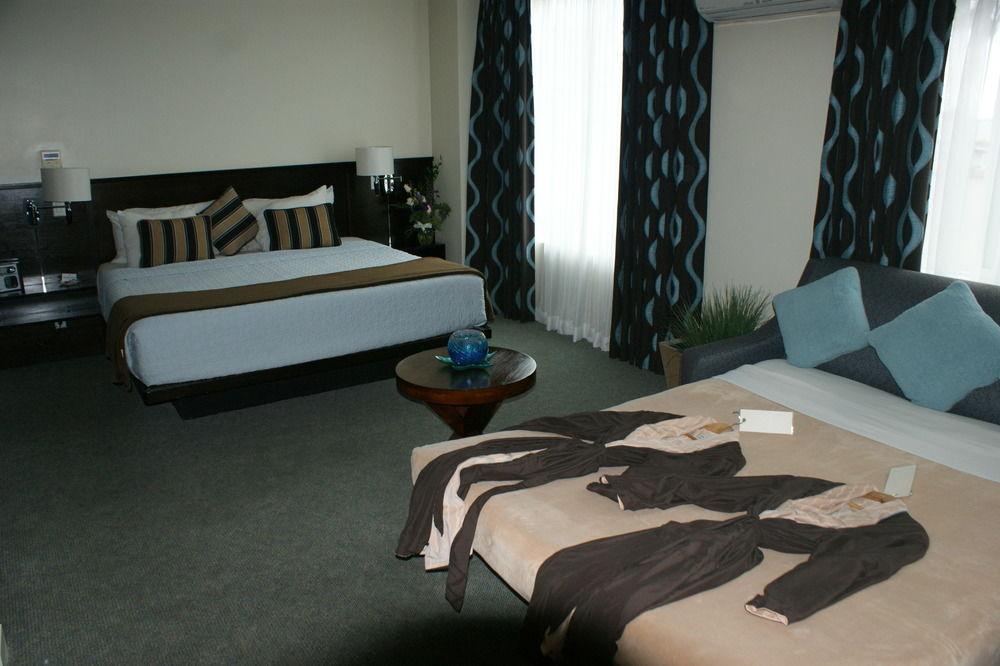 Aurora Hotel Avalon Zewnętrze zdjęcie