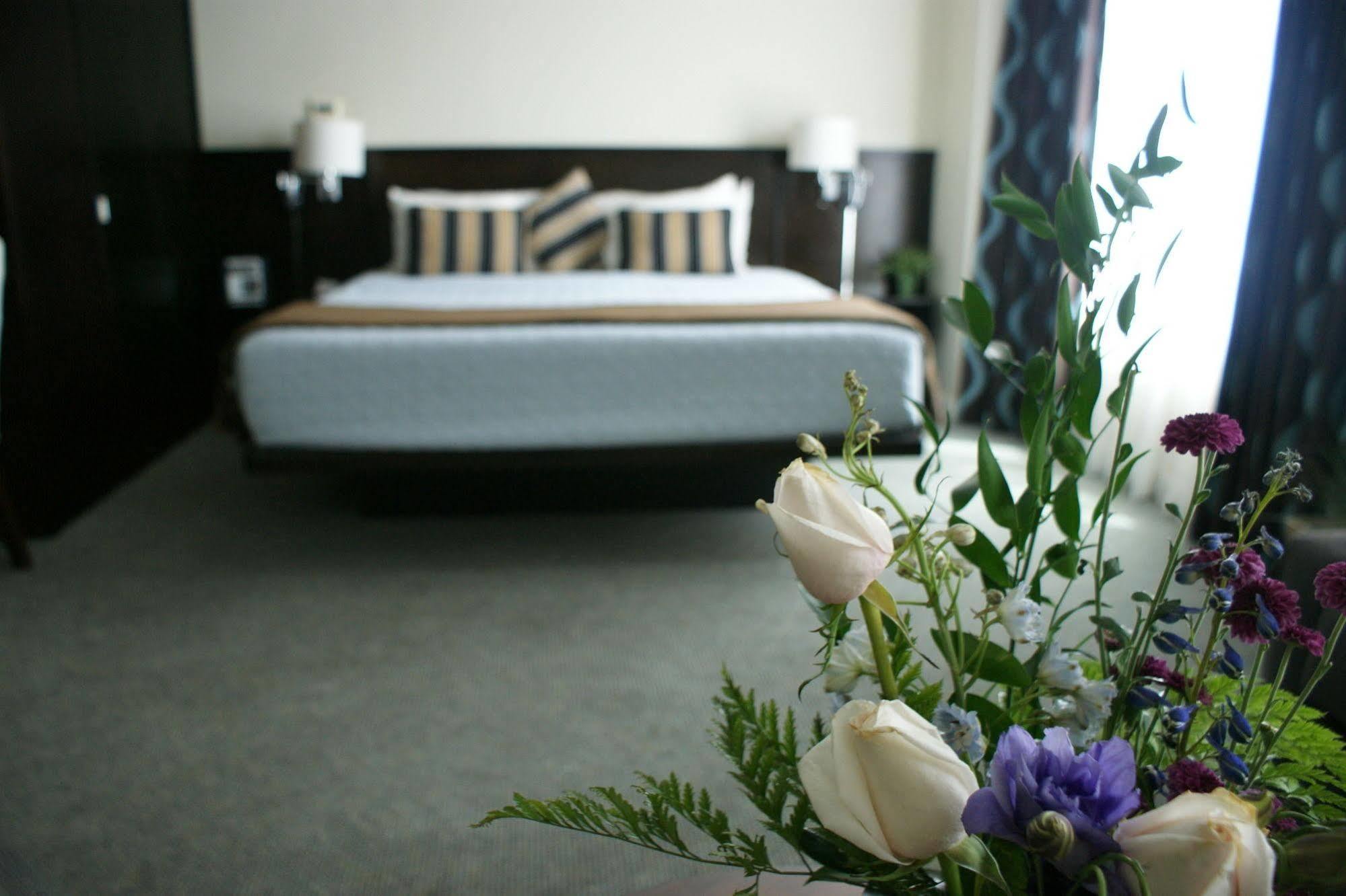 Aurora Hotel Avalon Zewnętrze zdjęcie